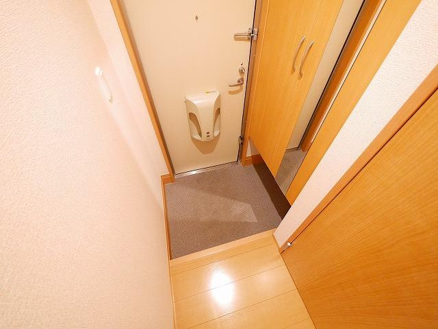 メゾンラフィーネ（外山）の玄関|シンプルで使いやすい玄関です