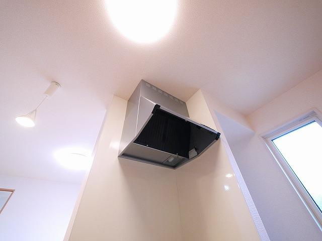 メゾンラフィーネ（外山）のキッチン|コンパクトなキッチンで掃除もラクラク