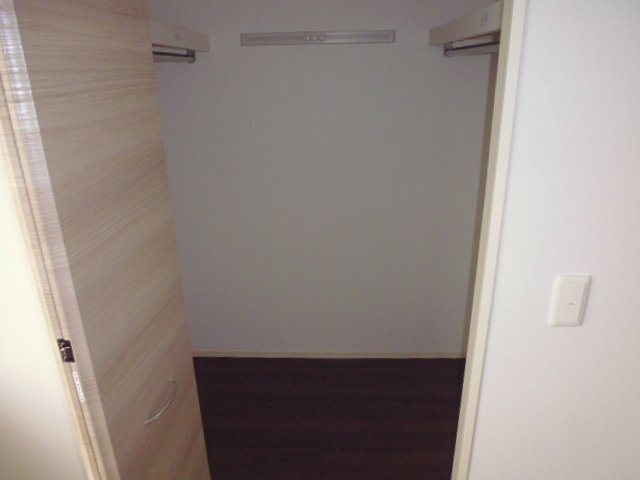 アドラブール　Ｈの収納|ウォークインクローゼット