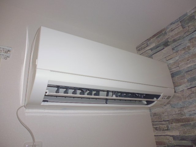 アドラブール　Ｈの内装|エアコン