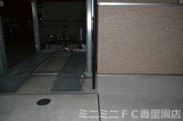 ラ・フォートの駐車場|敷地内駐車場