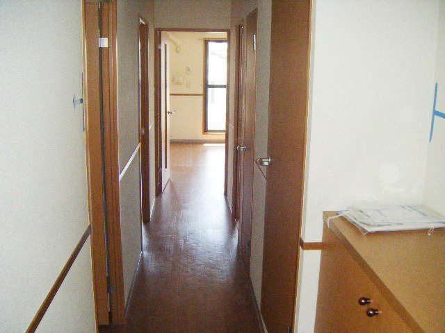 アプルーバルＳの玄関