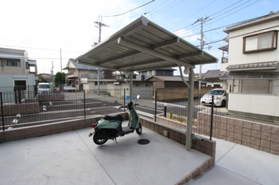【その他共用部分】 | レオネクストプランドール | 屋根付き駐輪場
