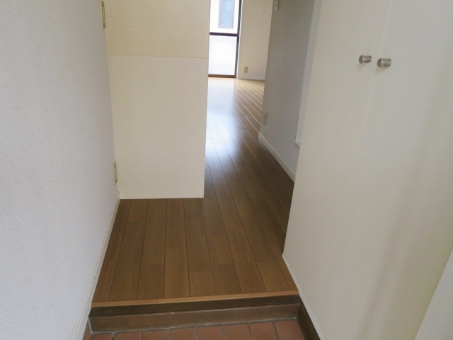 プリマ田無の玄関