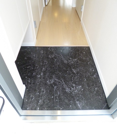 ミランダフリューリングの玄関