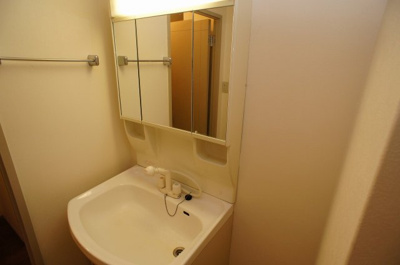 【独立洗面台】 | メゾンリベルテ