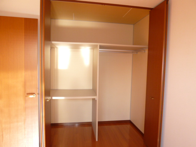 フローラルコートＢの収納