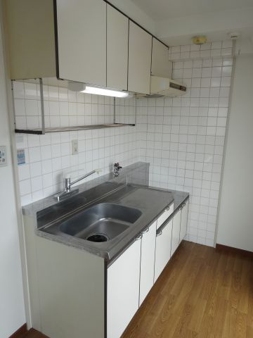 コンフィメゾン中山寺のキッチン