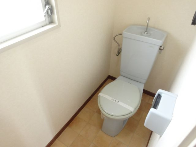 コンフィメゾン中山寺のトイレ