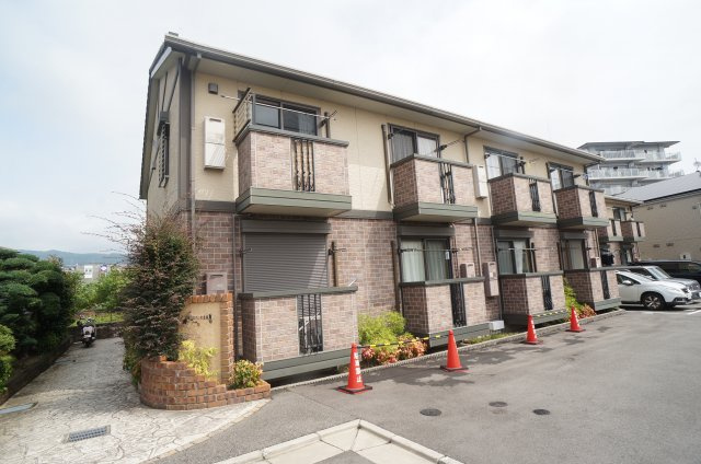 シャルマン松香園の外観