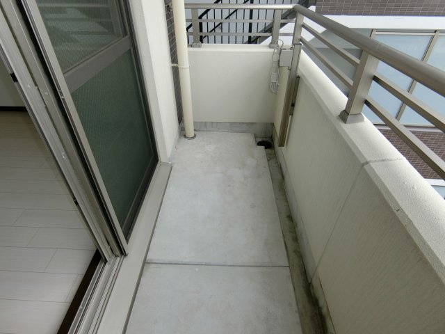 【バルコニー】 | レグルス阿倍野