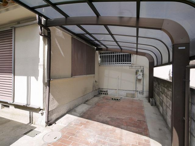 casa di villaggio（カーサ　ビラージョ）の駐車場|駐車場に車を止められます