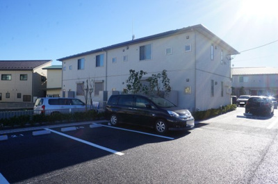 【駐車場】 | ＭＡＳＴ　グランドコートＢ　シャーメゾン | ～グランドコートＢ～新築アパート。積水ハウスの賃貸住宅シャーメゾン。駐車場２台付き。