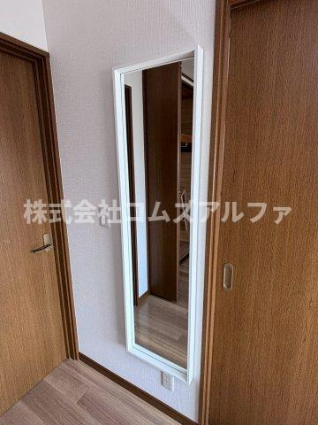 ヒルズSKの内装|ヒルズSK　洋室姿見