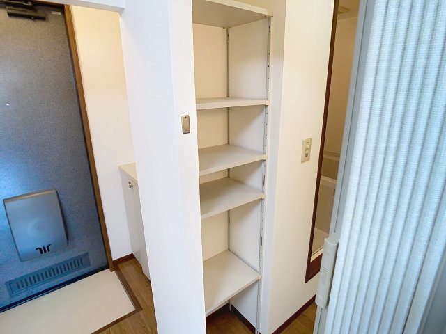 サンプレイスほなみの収納