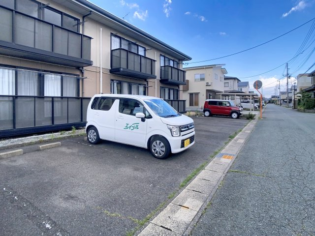 サンプレイスほなみの駐車場