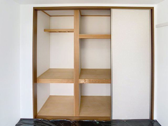 サンプレイスほなみの収納