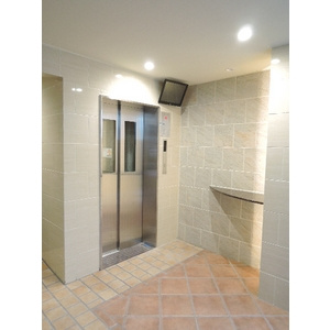 エレガントレジデンス中之島のエントランス