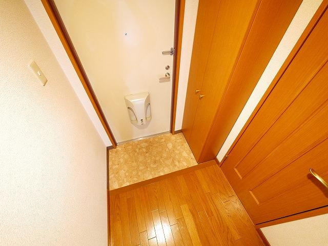 ベルデ帝塚山の玄関