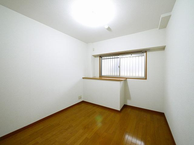 ベルデ帝塚山の洋室