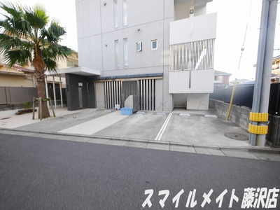 【駐車場】 | 御用場マンション（ゴヨウバマンション） | 株式会社スマイルメイトでは契約金のクレジット決済も可能です♪