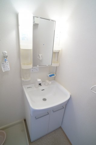 ウィルコート口谷東　B棟の独立洗面台