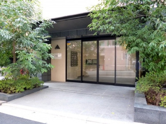 【エントランス】