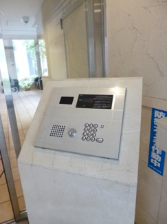 【エントランス】