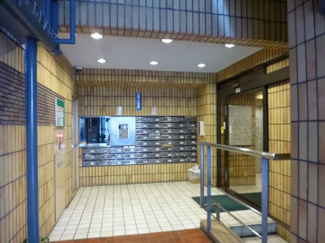 【エントランス】