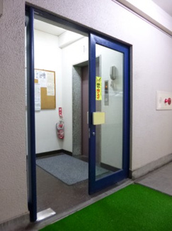 【エントランス】