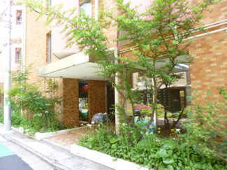 【エントランス】