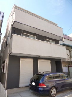 【駐車場】 | 大型車も余裕をもって止められます