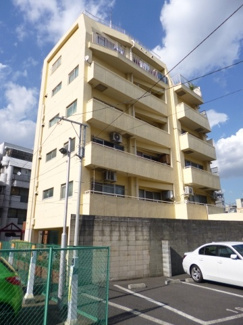 【外観】 | 南西角部屋につき日当り良好♪