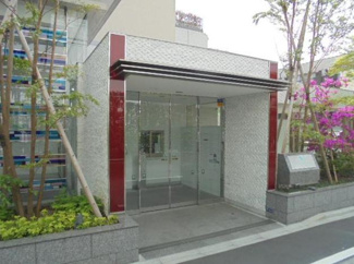 【エントランス】