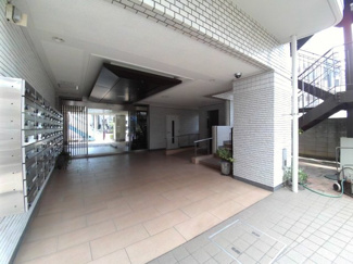 【エントランス】