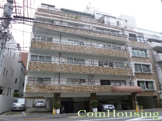【外観】 | 周りは落ち着いた雰囲気の住宅街