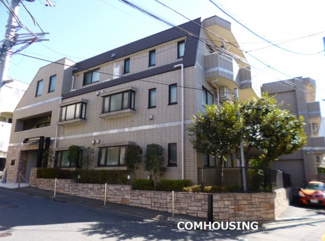 【外観】 | 山手線「目黒」駅徒歩8分の閑静な住宅街。目黒川の散策も楽しめる立地！