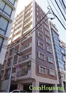 【外観】 | 10階建ての趣のあるマンションです
