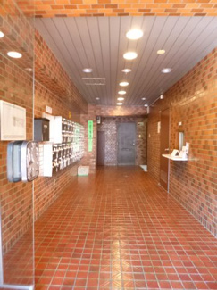 【エントランス】