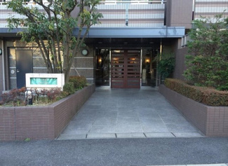 【エントランス】 | 安心のオートロック付です