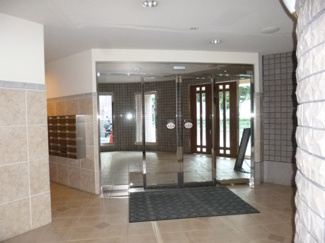 【エントランス】