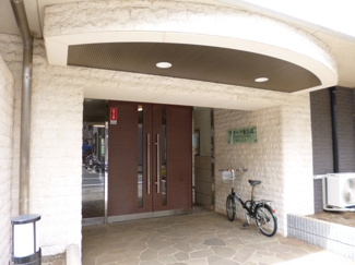 【エントランス】