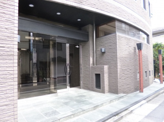 【エントランス】