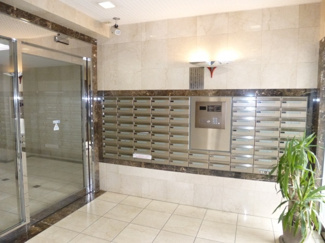 【エントランス】