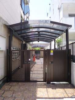 【エントランス】