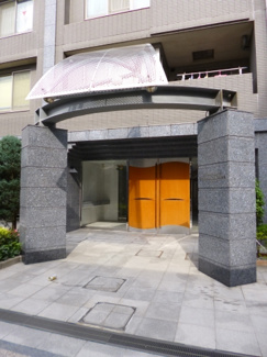 【エントランス】 | 宅配ｂｏｘあります