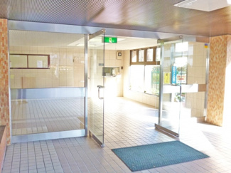 【エントランス】