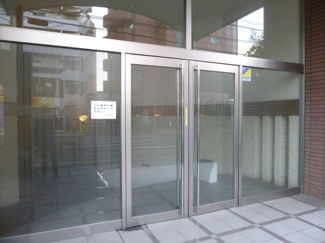 【エントランス】