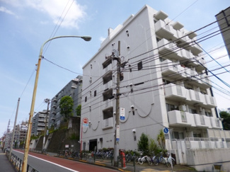 【外観】 | 大久保通り沿い