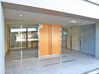 【エントランス】